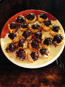 Macaroons 225x300 Macaroons: A Great Sidekick for Kieflies